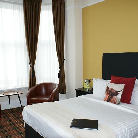 Bed and Breakfast 10To12 Фолькустоун Экстерьер фото